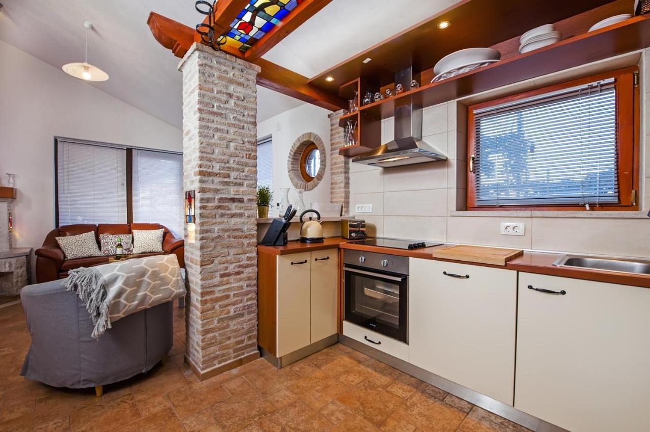 "Art House" Rovinj-Holiday, Holiday Home To Rent Rovinjsko Selo Dış mekan fotoğraf
